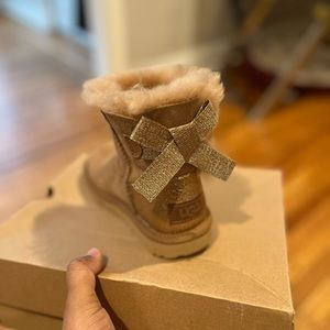 Brand new little girl uggs size 12, never worn